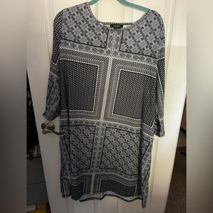 Cute Dress . Worn once. I’m 5”5 and it sits right above knees.
